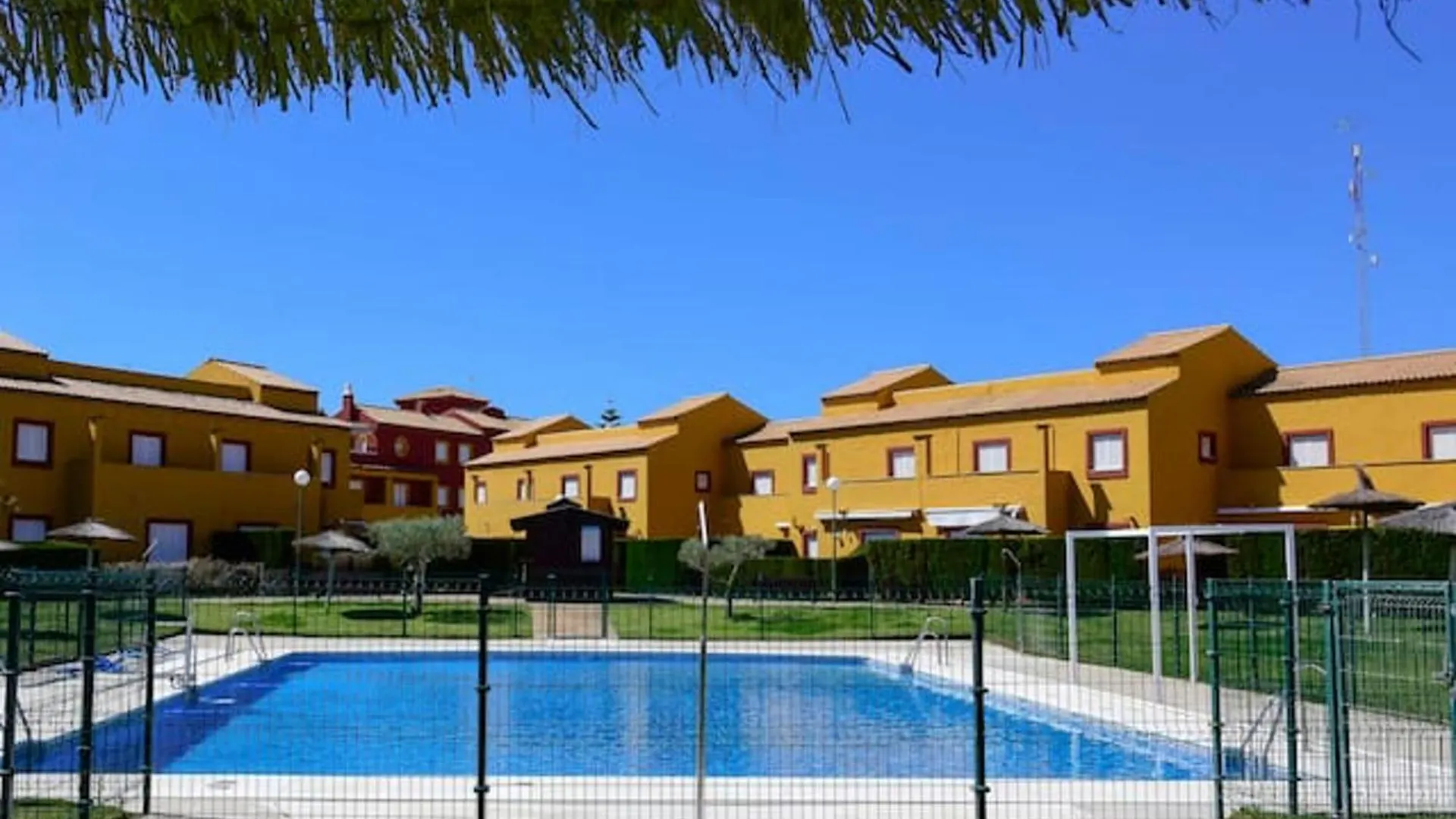Charming House In Rota + Garden Villa Holiday home