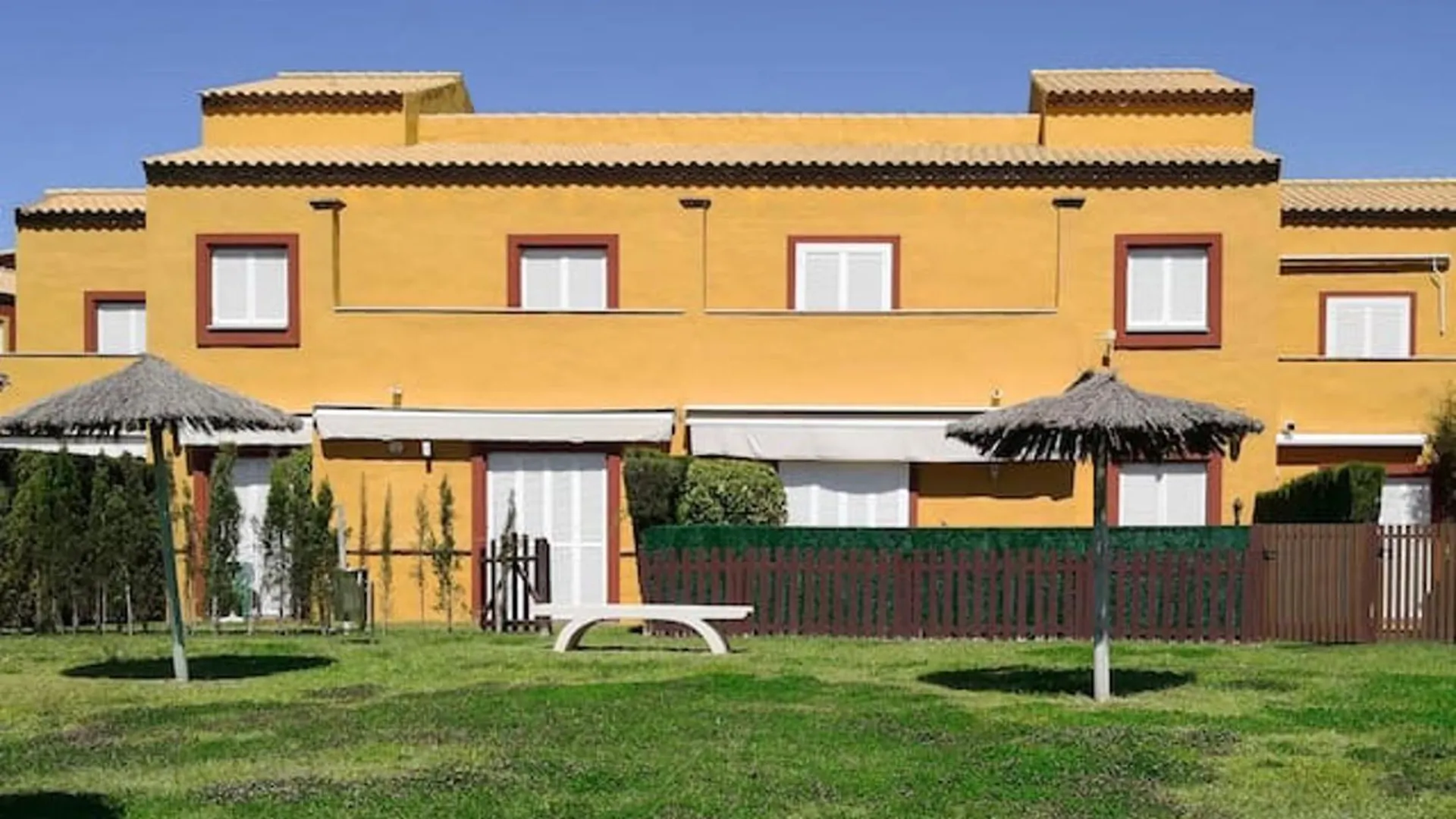 Holiday home Charming House In Rota + Garden Villa Spain